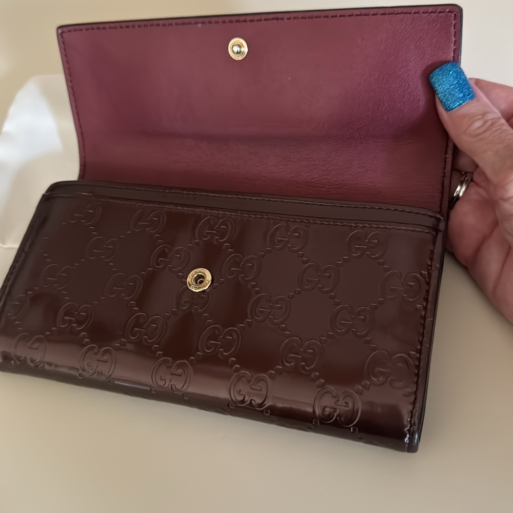 GUCCI 2010s METALLIC BORDEAUX LOVELY HEART WALLET - Picture 7 of 13